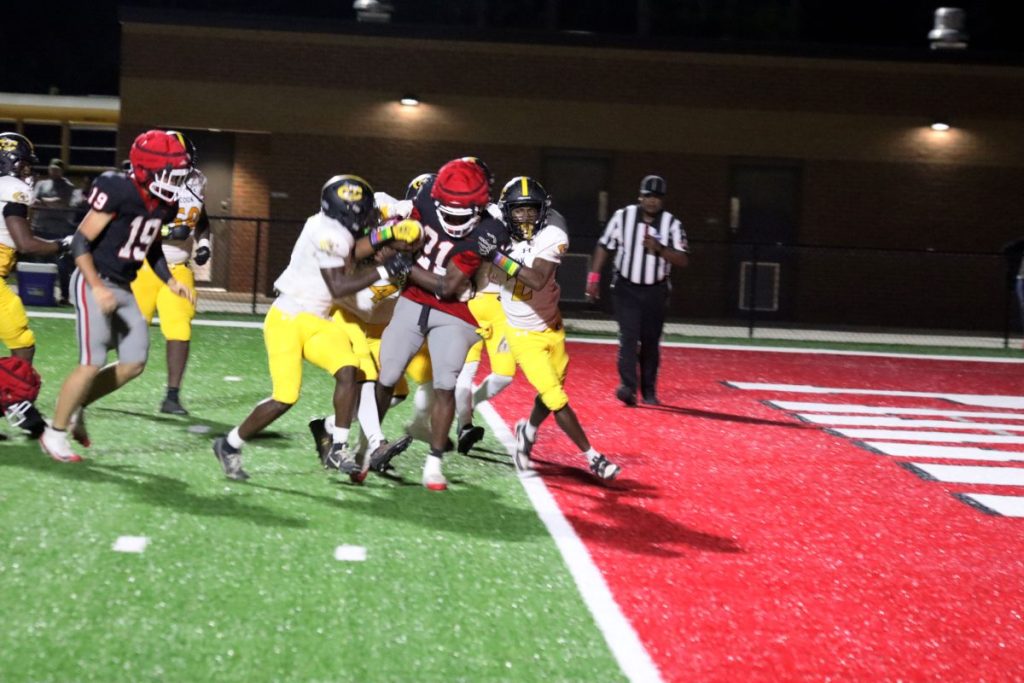 ACHS Pirate scoring a touchdown